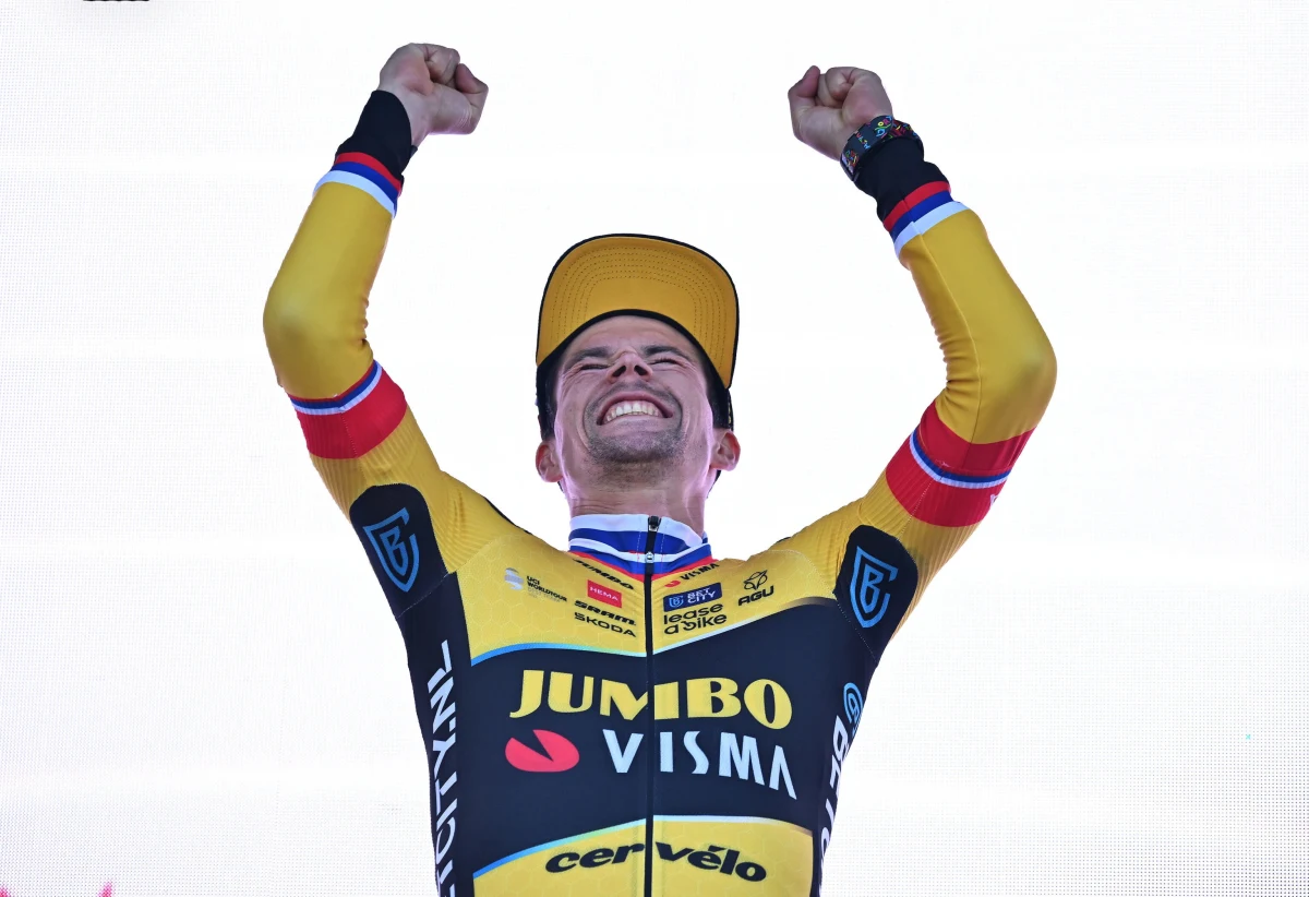 Słoweniec Primoz Roglic z drużyny Jumbo-Visma wygrał 106. edycję wyścigu kolarskiego Giro d'Italia. Drugie miejsce zajął Brytyjczyk Geraint Thomas (Ineos Grenadiers), a trzecie - Portugalczyk Joao Almeida (UAE Team Emirates).