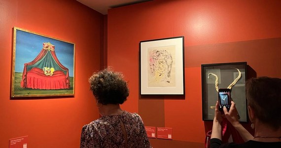 Niezwykłą wystawę "Kobiecy Surrealizm?" można zobaczyć w sławnym paryskim Muzeum Montmartre'u. Po raz pierwszy zebrano tam ponad 150 dzieł kobiet, które w pierwszej połowie ubiegłego stulecia były członkiniami ruchu surrealistów.