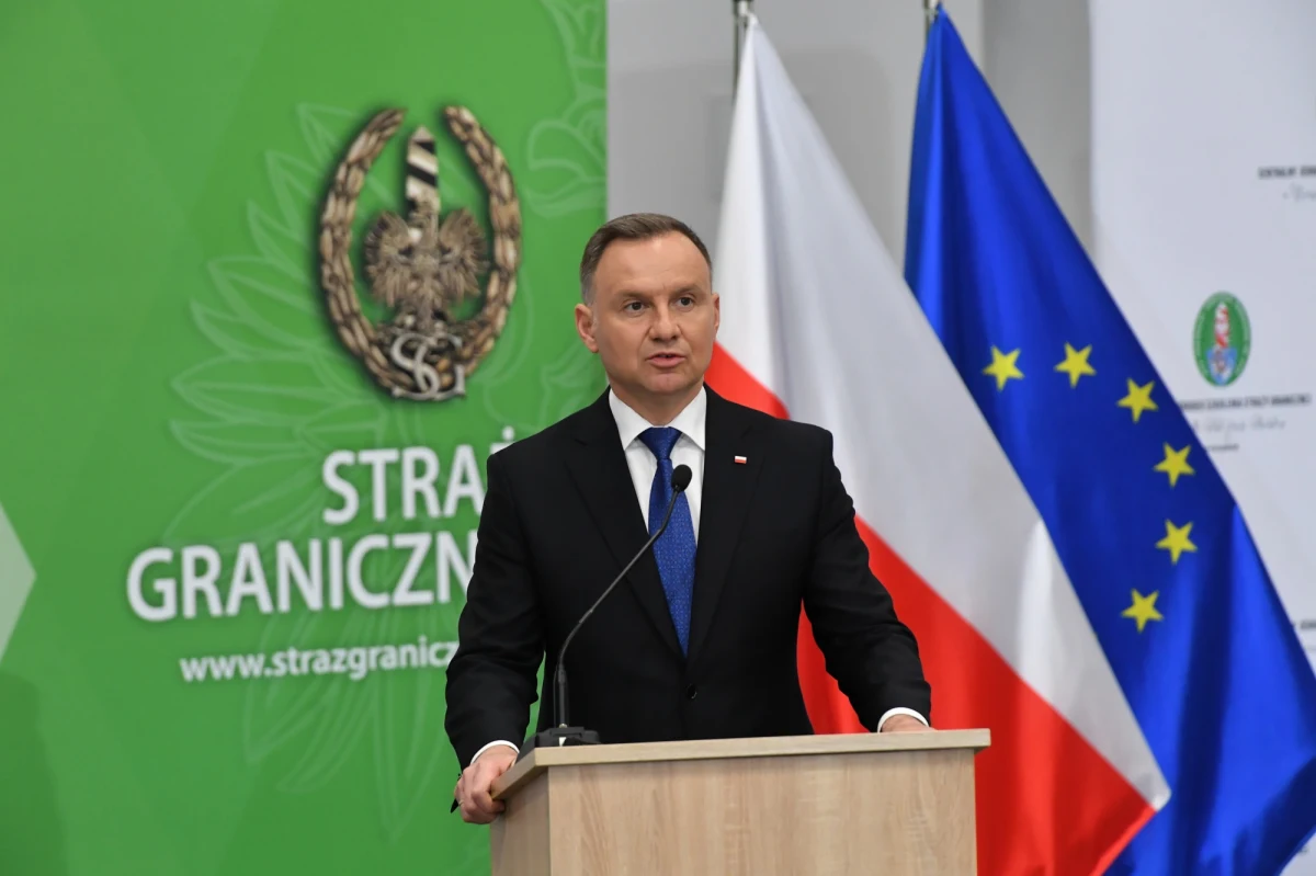 W Koszalinie powstanie Wyższa Szkoła Straży Granicznej, a Szkoła Policji w Szczytnie i Szkoła Główna Służby Pożarniczej zostaną przekształcone w akademie. Prezydent Andrzej Duda podpisał ustawę wprowadzającą zmiany w szkolnictwie wyższym nadzorowanym przez MSWiA. "To ustawa o historycznym znaczeniu" - zaznaczył Duda.