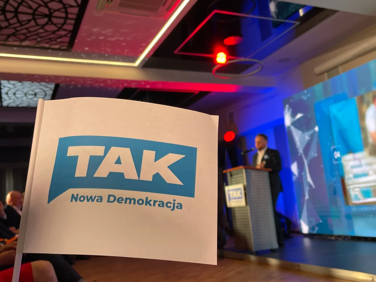 W polskiej polityce pojawiła się nowa partia. Nazywa się "Nowa Demokracja TAK" i zrzesza społeczników i samorządowców z Ruchu Marka Materka - prezydenta Starachowic. "Znani jesteśmy z konkretów, realizowania postulatów i dlatego idziemy do wyborów" - mówi lider nowej formacji politycznej.