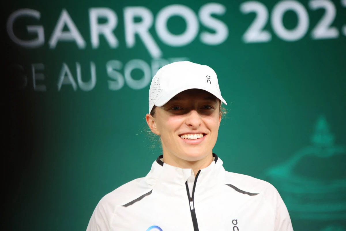 Po południu Iga Świątek rozegra mecz pierwszej rundy wielkoszlemowego Rolanda Garrosa. Jej pierwszą przeciwniczką na paryskim turnieju będzie reprezentująca Hiszpanię Cristina Bucsa. Polka jest jedną z faworytek turnieju. Wygrywała French Open w 2020 i 2022 roku. Teraz rozpoczyna walkę o swój trzeci triumf w Paryżu.