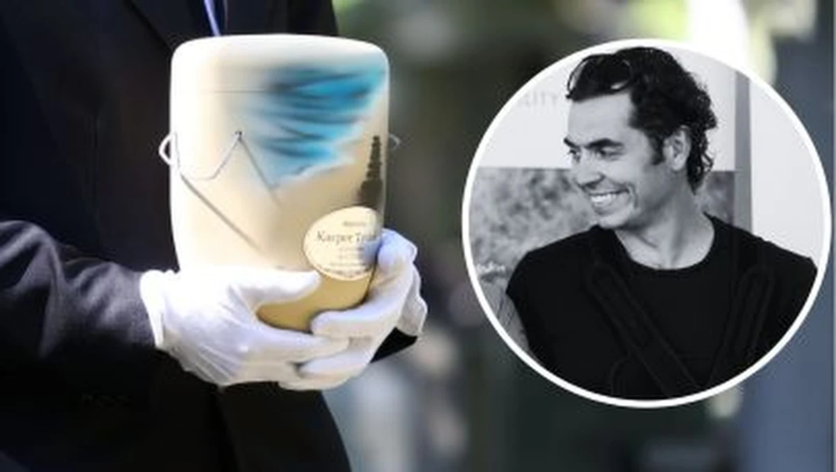 Na Cmentarzu Oliwskim w Gdańsku pożegnano Kacpra Tekielego. Alpinista i instruktor zginął 17 maja w szwajcarskich Alpach, gdzie zaskoczyła go lawina. Żegnając męża, Justyna Kowlaczyk mówiła: "Jestem szczęściarą, że mogłam mu towarzyszyć w tym wszystkim i być obok niego".