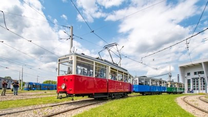 Zabytkowe tramwaje z Poznania i Warszawy na krakowskich torach