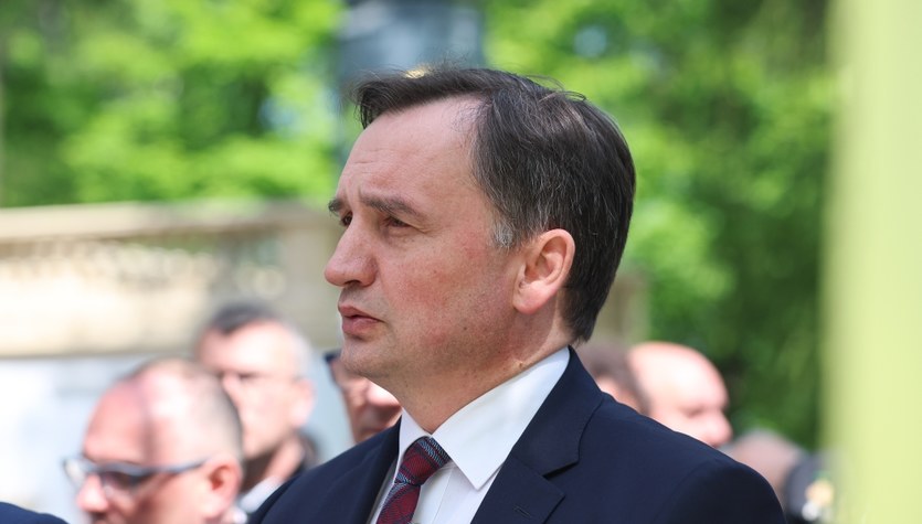 Oświadczenie Majątkowe Zbigniewa Ziobry. Minister Wpisał Broń ...