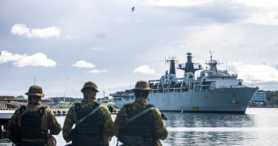 Ponad 30 okrętów wojennych NATO oraz niemal 3,7 tys. marynarzy weźmie udział w największych ćwiczeniach morskich w historii Estonii - Baltops. Pierwsze z nich zaczęły przypływać do Tallina we wtorek - poinformowała telewizja ERR.