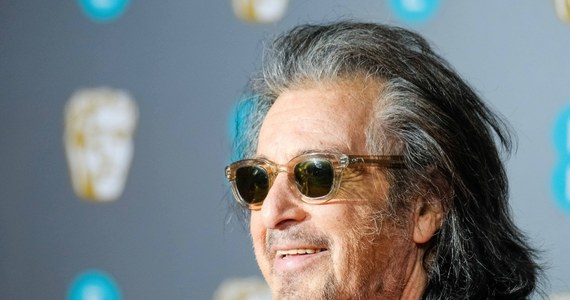 Al Pacino - jedna z ikon światowego kina - po raz kolejny zostanie ojcem. Rzecznik 83-letniego aktora potwierdził tę informację magazynowi "The Hollywood Reporter". Matką dziecka jest 29-letnia producentka filmowa Noor Alfallah.