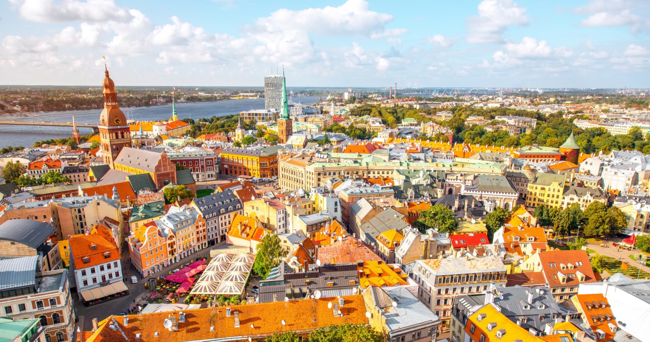 Najtańsze europejskie miasta na weekendowy wypad. Na podium również Warszawa
