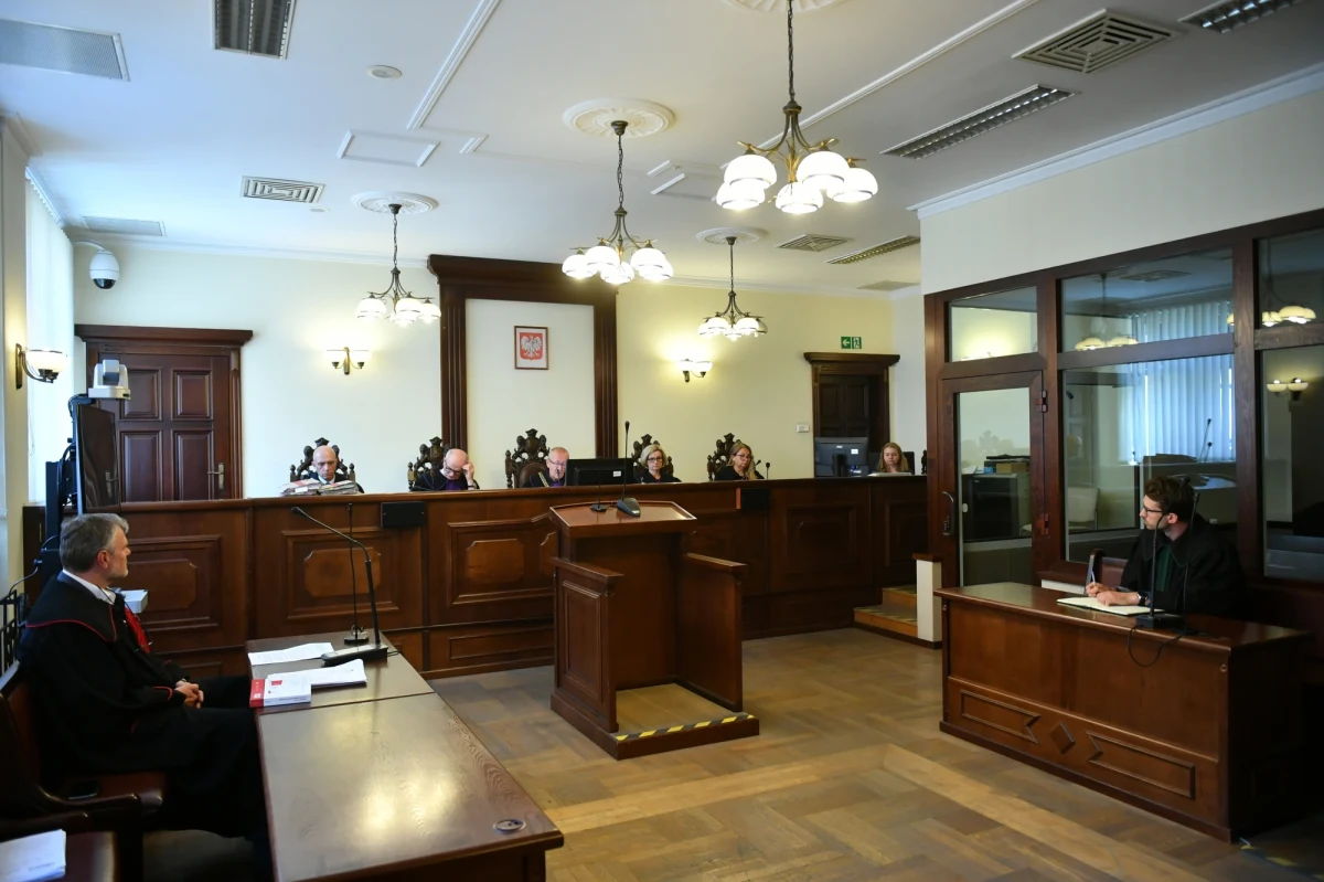 W Sądzie Apelacyjnym w Gdańsku rozpoczął się w środę proces odwoławczy przeciwko Markowi N., który w 2019 roku dokonał ataku na szkołę podstawową w Brześciu Kujawskim. Sprawca strzelał do uczniów i woźnej, zdetonował także kilka ładunków wybuchowych. W ubiegłym roku mężczyzna został skazany na 25 lat więzienia.