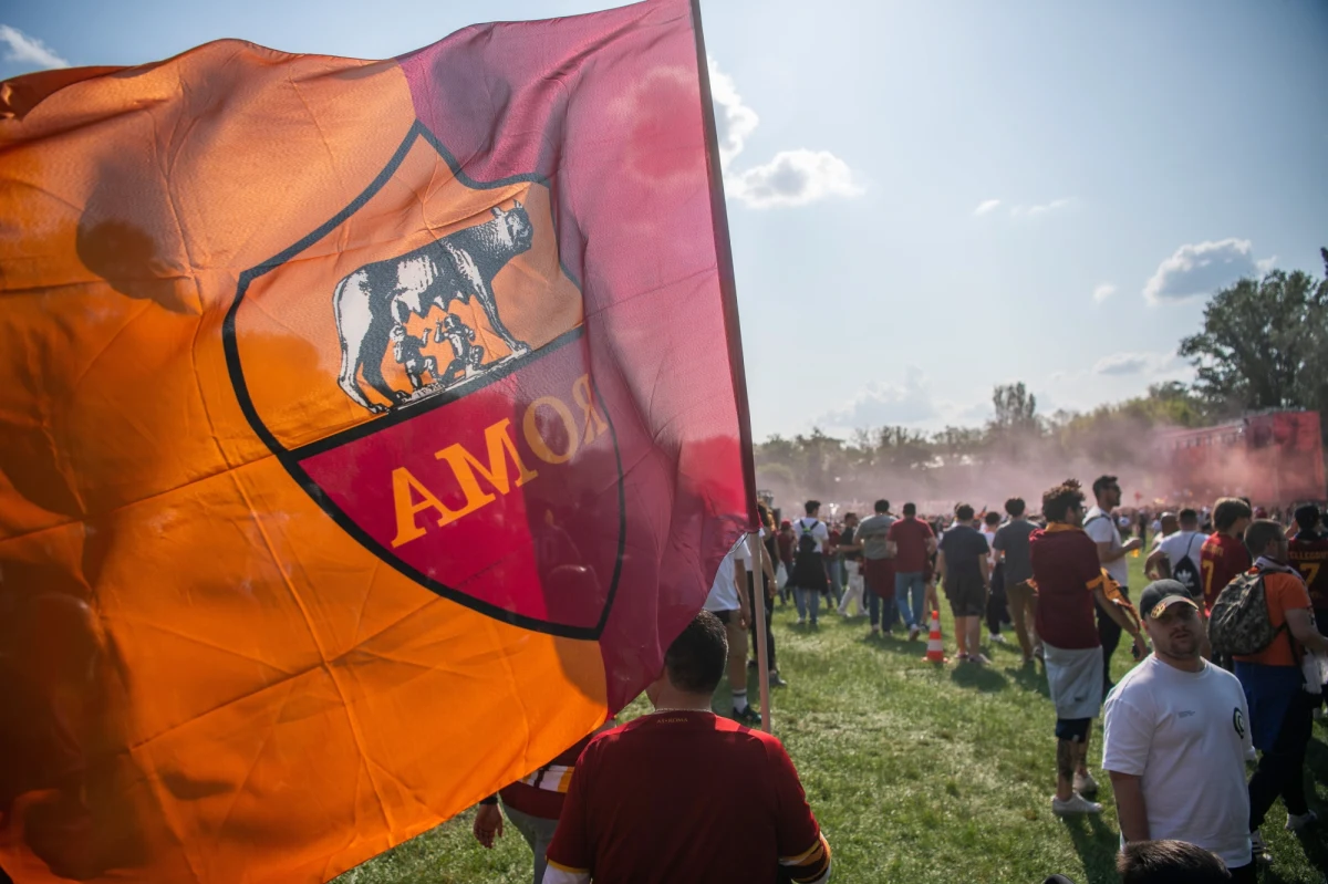 Starcia kibiców w Budapeszcie przed finałem Ligi Europy. Węgierska policja informuje, że wśród zatrzymanych są obywatele Polski.