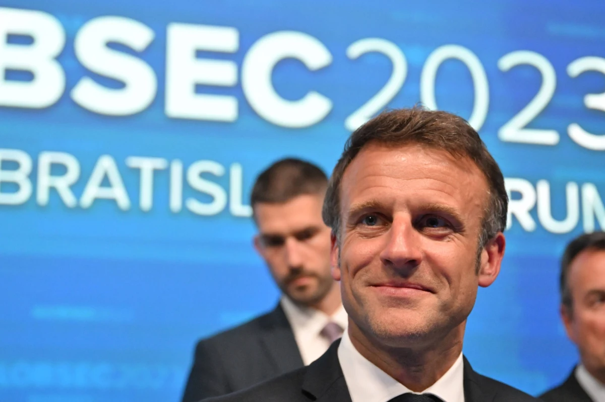 Przebywający na szczycie Globsec na Słowacji francuski prezydent zdobył się na symboliczny gest wobec krajów wschodniej Europy. Emmanuel Macron przeprosił za to, że Zachód nie zawsze przykładał odpowiednią wagę do tego, co mówi się na wschodzie kontynentu. "Jest tylko jedna Europa" - stwierdził prezydent.