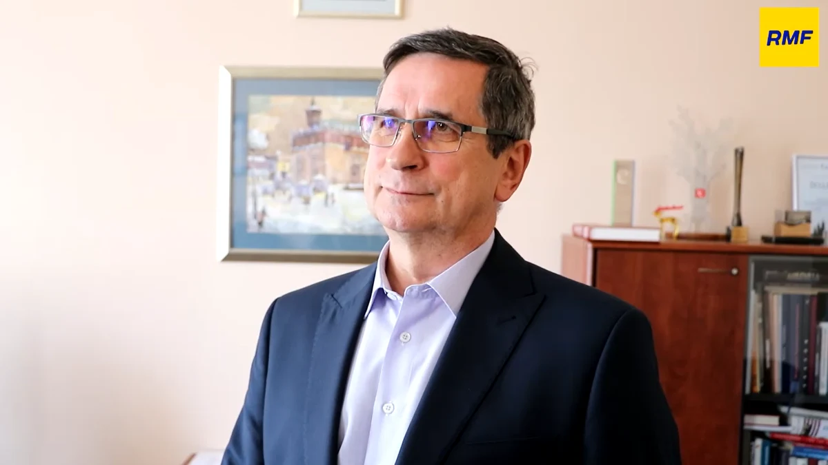 „Arena Jaskółka Tarnów jest gotowa. Stadion dla rozgrywek piaskowych jest na wykończeniu (…) Mam nadzieję, że wszystko będzie gotowe na czas” – mówi o przygotowaniach do III Igrzysk Europejskich Kraków Małopolska 2023 w rozmowie z RMF FM prezydent Tarnowa Roman Ciepiela. Do imprezy zostały niecałe trzy tygodnie. 