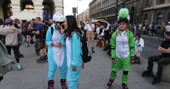 Z okazji Dnia Dziecka motywem przewodnim 3. edycji Nightskating Warszawa były bajkowe postacie. Organizatorzy zachęcali, by oprócz rolek, kasków i dobrego humoru zabrać ze sobą także oryginalne przebrania. Warszawiacy po raz kolejny pokazali, że umieją się bawić!