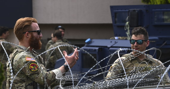 Turcja wyśle do Kosowa batalion komandosów, odpowiadając na wniosek NATO o wzmocnienie stacjonujących w tym kraju sił KFOR - poinformowało tureckie ministerstwo obrony narodowej, cytowane w sobotę przez agencję Anatolia.