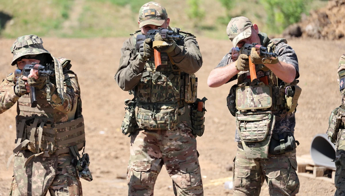 W najnowszym raporcie amerykański Instytut Studiów nad Wojną zauważył, że kilku przedstawicieli Ukrainy, w tym prezydent Wołodymyr Zełenski, sygnalizowało ostatnio, że siły ukraińskie są gotowe do rozpoczęcia na froncie operacji kontrofensywnych przeciwko Rosji.