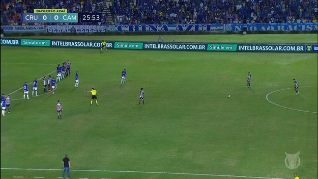 ulk strzelił gola z rzutu wolnego z bardzo dalekiej odległości. Atletico Mineiro pokonało Cruzeiro 1:0 w derbach Mineirao.

„Galo” wygrało rywalizację w Belo Horizonte po znakomitym rzucie wolnym Givanildo Vieira de Sousa (Hulk) w 26. minucie i zapewnił sobie trzy punkty.