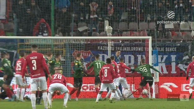 Bramkarze w obecnych rozgrywkach byli mocnymi punktami swoich drużyn. Oto ich najlepsze parady. 

Fortuna 1 Liga oglądaj w Polsat Sport oraz na  Polsat BOX Go   Oglądaj wygodnie gdziekolwiek chcesz: na komputerze, na tablecie, na smartfonie, na Smart TV.

W tekście zawarto link serwisu partnerskiego


