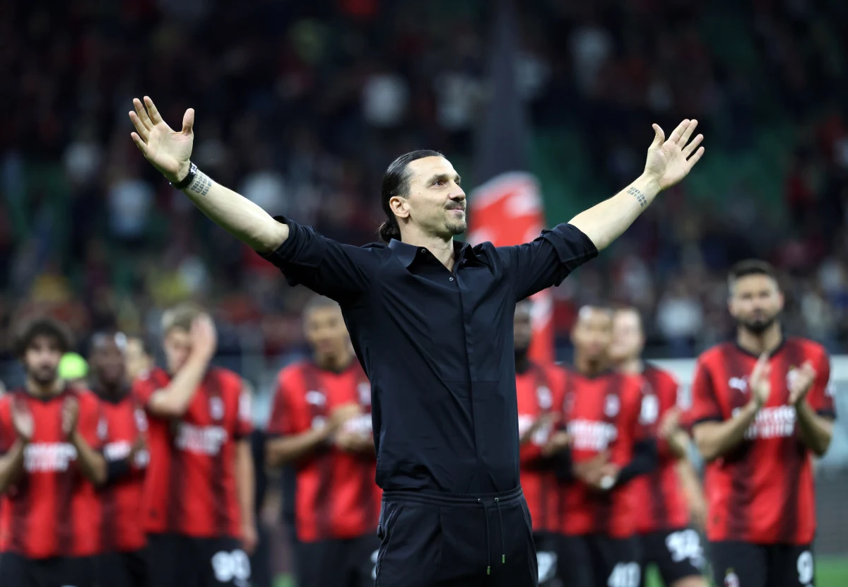 Słynny napastnik Zlatan Ibrahimovic ogłosił w niedzielę wieczorem zakończenie piłkarskiej kariery. Dzień wcześniej jego dotychczasowy klub AC Milan poinformował, że wygasający z końcem czerwca kontrakt z 41-letnim Szwedem nie zostanie przedłużony.