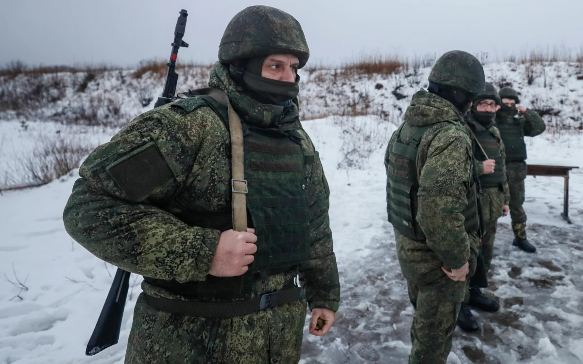 Kolejna odsłona konfliktu pomiędzy Grupą Wagnera a Ministerstwem Obrony Federacji Rosyjskiej. Służba prasowa szefa wagnerowców Jewgienija Prigożyna poinformowała, że najemnicy starli się z żołnierzami regularnej armii rosyjskiej i pojmali pijanego podpułkownika z 72. Samodzielnej Brygady Strzelców Zmotoryzowanych.