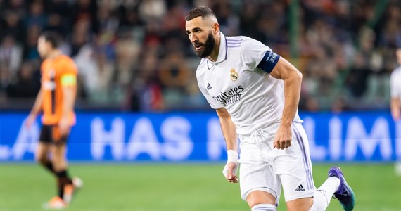 Francuski piłkarz Karim Benzema, który w niedzielę oficjalnie rozstał się z Realem Madryt, podpisał trzyletni kontrakt z saudyjskim Al-Ittihad z siedzibą w Dżuddzie - poinformowała agencja AFP powołując się na źródła w klubie.