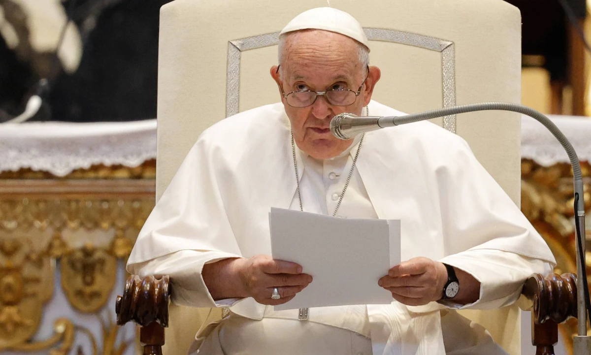 Papież Franciszek trafił do rzymskiej kliniki Gemelli na badania kontrolne. Przyjechał przed godziną 11:00  - poinformowała agencja ANSA. Watykan po południu oficjalnie podał, że Franciszek już opuścił szpital. 