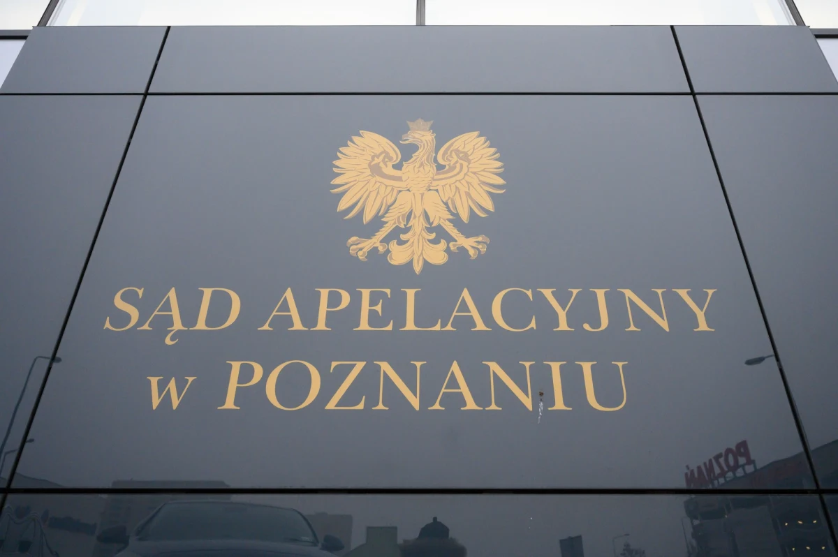 Sąd Apelacyjny w Poznaniu skazał we wtorek Rafała S. na 25 lat więzienia. Mężczyzna w listopadzie 2020 roku zabił nożem swoją byłą partnerkę; po ataku próbował targnąć się na swoje życie. Wyrok jest już prawomocny.