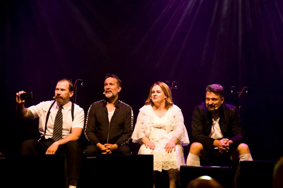 Zapowiada się niezwykły koncert! Na scenie pojawi się mnóstwo gwiazd. W sobotę 10 czerwca w krakowskim klubie studio odbędzie się kolejna edycja Festiwalu "Black or white". Jego celem jest rozpowszechnianie wiedzy na temat nowotworów neuroendokrynnych, jednych z najpóźniej wykrywanych w Polsce.