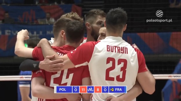 Fragmenty meczu Ligi Narodów siatkarzy 2023 Polska – Francja 3:1 (25:23, 18:25, 35:33, 25:15). Najlepsze akcje Karola Butryna (25 punktów).

