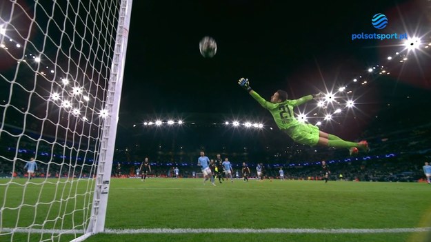 W sezonie Ligi Mistrzów 2022/2023 działo się bardzo wiele. Padło wiele pięknych bramek, które zachwyciły kibiców na stadionach i przed telewizorami. Zobacz, jak padały najładniejsze gole sezonu.

Pełne prawa do transmisji Ligi Mistrzów w sezonie 2022/23 w Polsce posiada Grupa Polsat, która pokazuje rozgrywki od sezonu 2018/2019. Transmisje Ligi Mistrzów można oglądać w tv na kanałach Polsat Sport Premium. Mecze Ligi Mistrzów można obejrzeć również online live stream na  Polsat BOX Go   Oglądaj wygodnie gdziekolwiek chcesz: na komputerze, na tablecie, na smartfonie, na Smart TV. Relacje i wyniki meczów na  sport.interia.pl 

W tekście zawarto link serwisu partnerskiego
