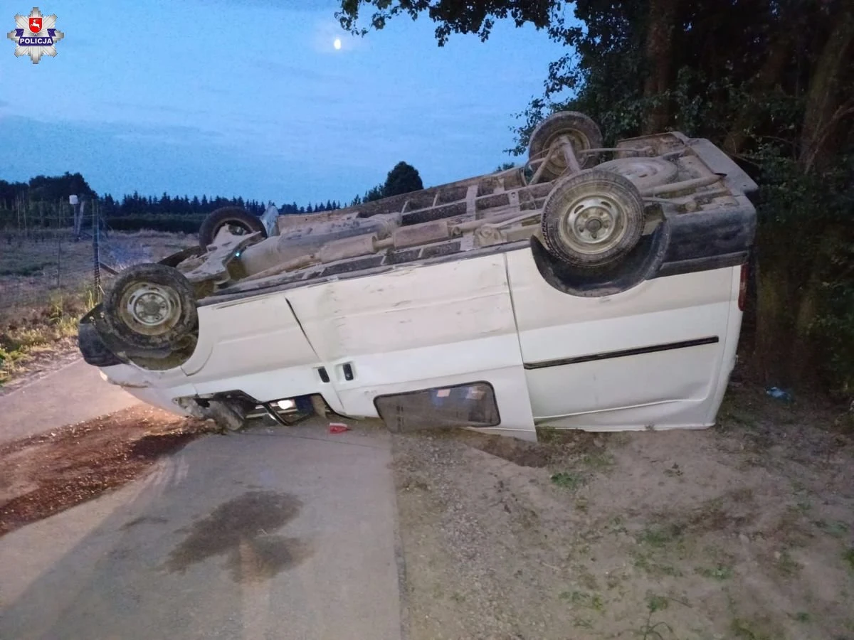 Za kierowanie samochodem po spożyciu alkoholu, krótkotrwałe użycie pojazdu i spowodowanie kolizji odpowie Ukrainiec, który świętowanie 18. urodzin skończył w areszcie. Mężczyzna doprowadził do dachowania auta.

