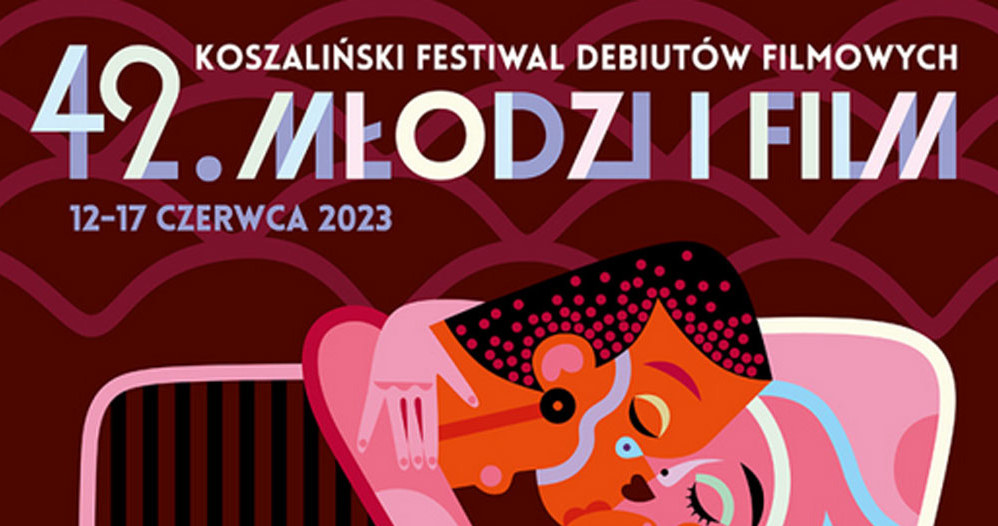 15 pełnometrażowych filmów fabularnych i 10 dokumentalnych, 71 krótkich form oraz sześć filmowych adaptacji utworów teatralnych pokazanych zostanie w czterech konkursach 42. Koszalińskiego Festiwalu Debiutów Filmowych Młodzi i Film. Gala otwarcia w poniedziałek, 12 czerwca.