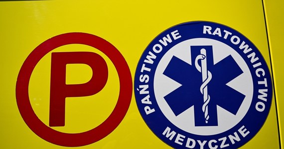 Cztery osoby trafiły do szpitala po zderzeniu bmw i mazdy. Wypadek miał miejsce w niedzielę w Poznaniu, wśród rannych jest 9-letnie dziecko.