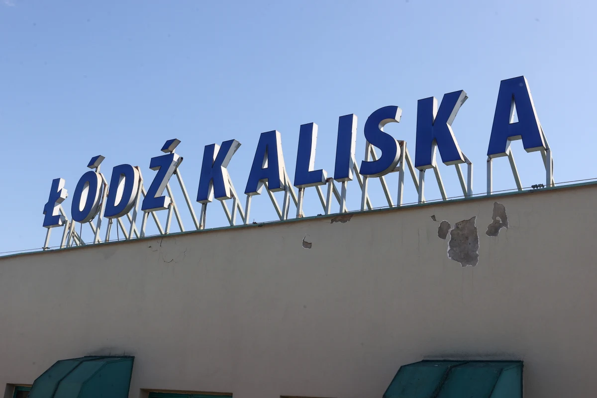 Rozpoczyna się przebudowa dworca Łódź Kaliska. Inwestycja, na którą z budżetu państwa przeznaczono ponad 56 mln zł, ma sprawić, że powstanie nowoczesny obiekt, spełniający wszystkie standardy i będący częścią tunelu średnicowego.

