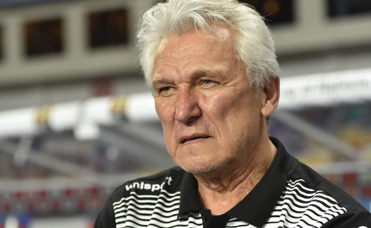 Henryk Kasperczak przeszedł operację. Były piłkarz reprezentacji Polski, medalista mundialu, szkoleniowiec m.in. Wisły Kraków uległ we Francji poważnemu wypadkowi - został przygnieciony przez kosiarkę - informuje portal dts24.pl.