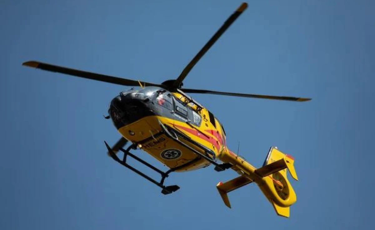 Dwóch robotników drogowych zostało rannych podczas remontu wiaduktu nad obwodnicą Krakowa. Interweniowało Lotnicze Pogotowie Ratunkowe.