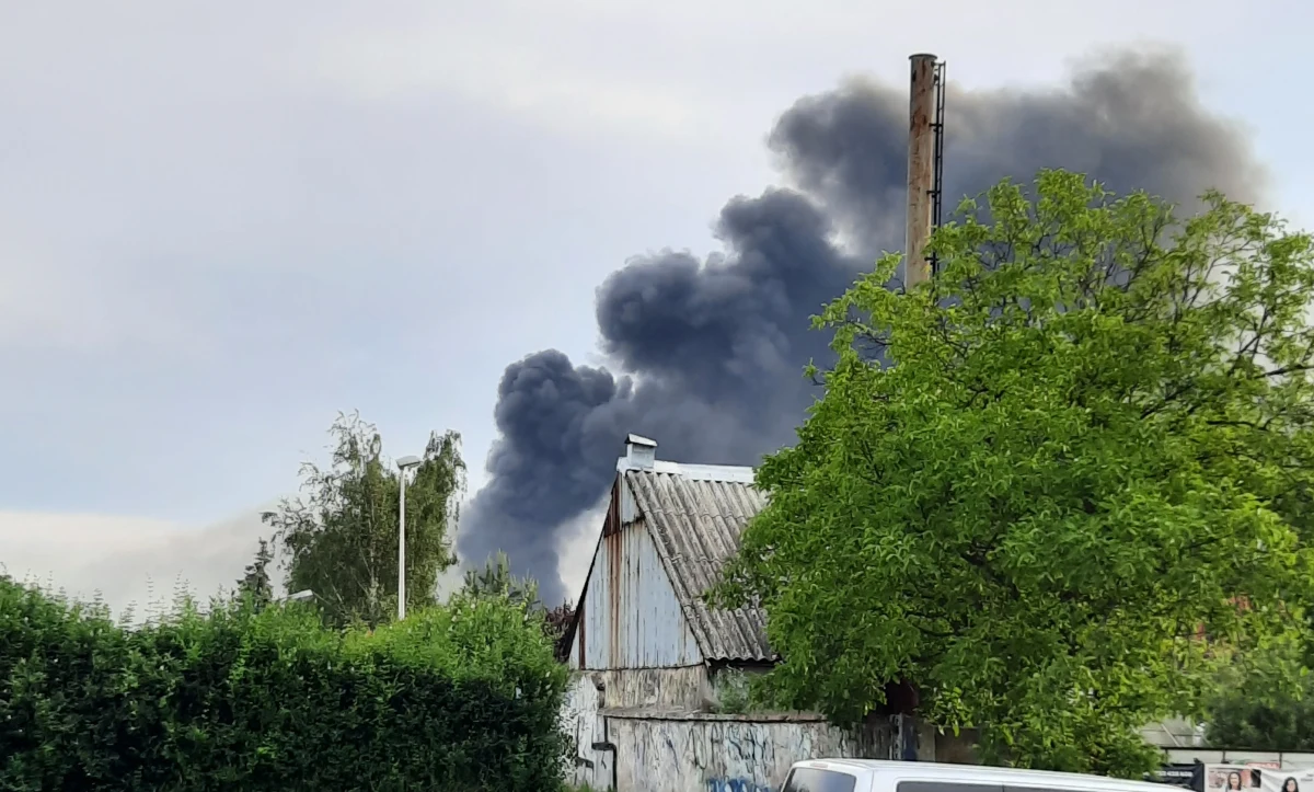 W dawnych zakładach chemicznych w Żarowie niedaleko Świdnicy wybuchł rano pożar. Informację o tym zdarzeniu dostaliśmy na Gorącą Linię RMF FM. 