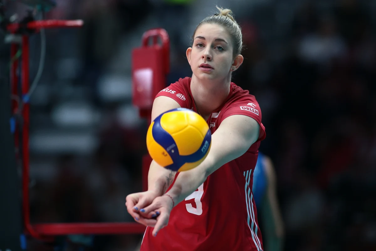 Reprezentacja Polski siatkarek podtrzymuje zwycięską serię w Lidze Narodów. Na otwarcie drugiego turnieju, tym razem w Hongkongu, Biało-Czerwone pokonały Dominikanę 3:1 (25:23, 30:28, 23:25, 25:17).