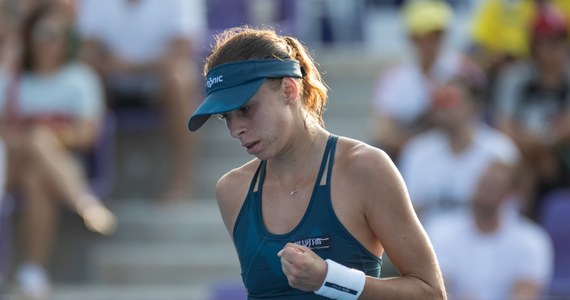 ​Magda Linette wygrała z Australijką Olivią Gadecki 6:4, 6:4 w pierwszej rundzie tenisowego turnieju WTA 250 na kortach trawiastych w Nottingham. Polka jest rozstawiona z "trójką".