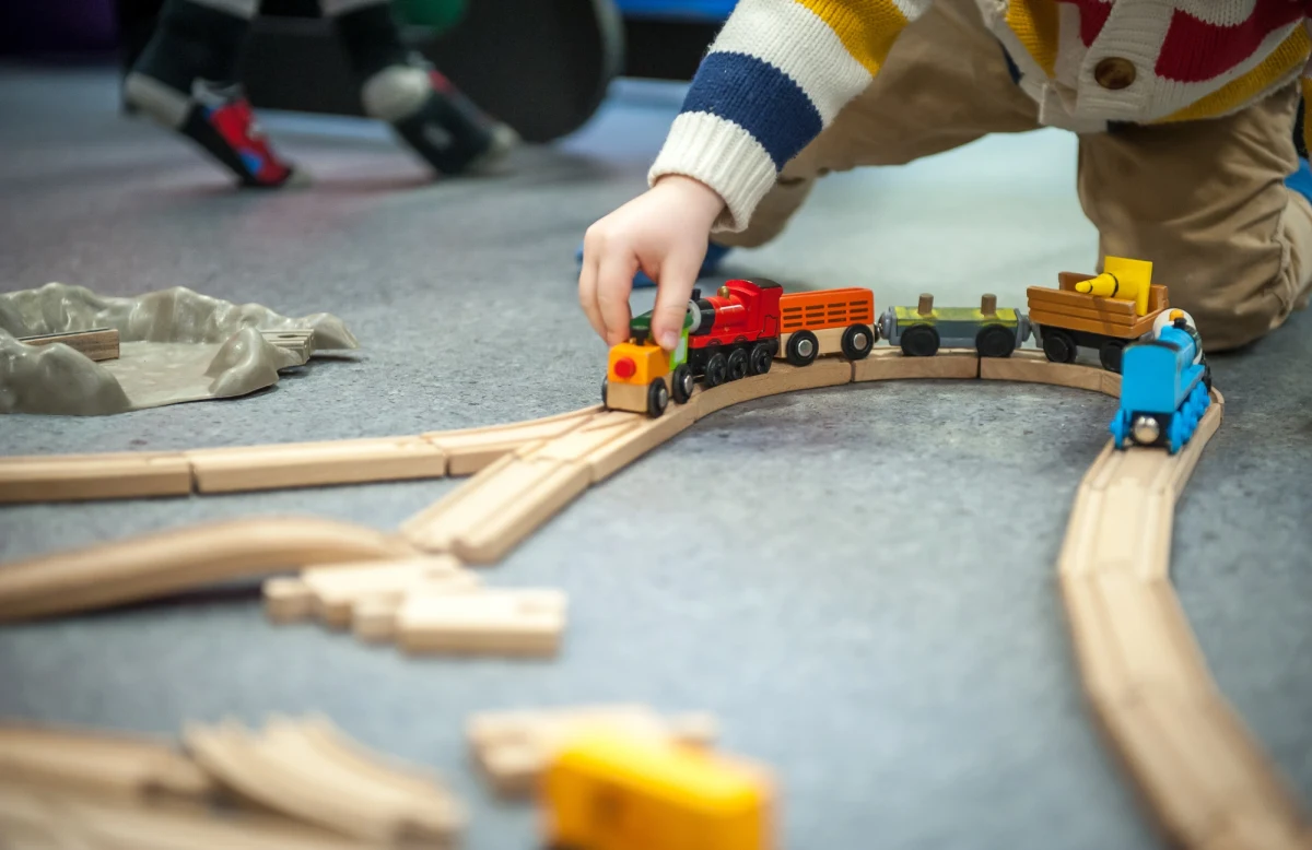 W łódzkich przedszkolach zostały 763 wolne miejsca, które zostaną rozdysponowane w rekrutacji uzupełniającej - poinformował we wtorek Urząd Miasta Łodzi. Drugi nabór rozpocznie się 31 lipca.

