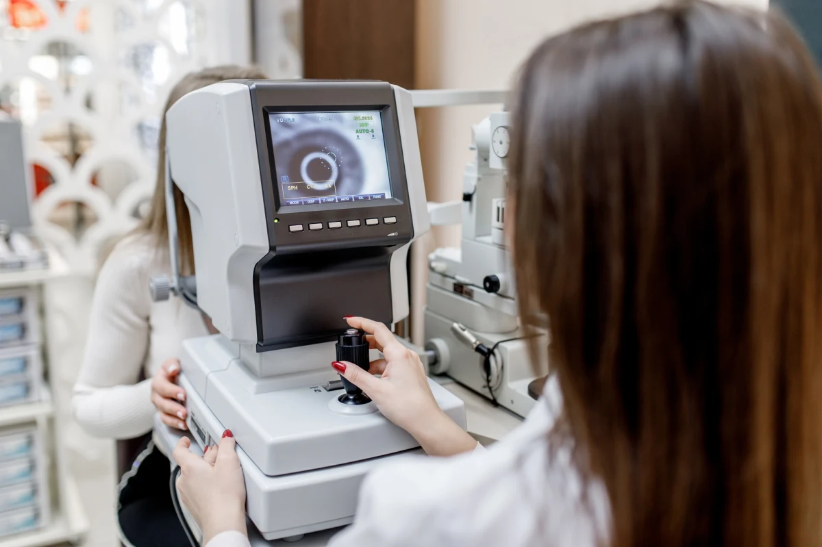 Klinika Okulistyki Ogólnej SPSK1 w Lublinie została jedynym w Polsce ośrodkiem eksperckim chorób rzadkich oczu. Schorzenia te najczęściej dotykają dzieci w wieku szkolnym i osoby młode do 25. roku życia, doprowadzając często do niepełnosprawności.