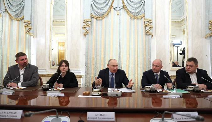 Putin spotkał się z blogerami wojennymi. Mówił o "polskich najemnikach"