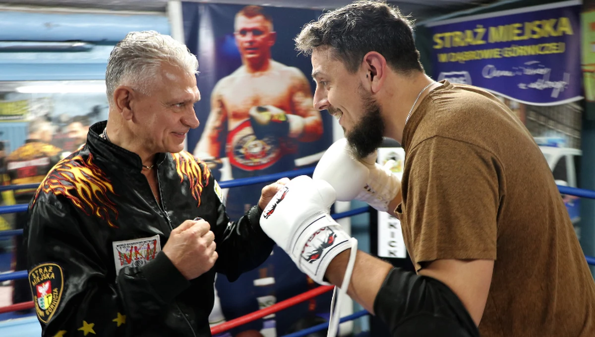 To może być dobry krok w budowaniu reputacji i popularności kickboxingu. Zanim trafi na igrzyska olimpijskie, pojawi się w programie III Igrzysk Europejskich Kraków – Małopolska 2023. Podczas tegorocznej imprezy, 128 sportowców z 25 krajów zmierzy się w 16 konkurencjach.