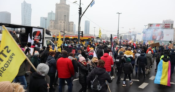 Kraków, Warszawa, Zamość – łącznie w ponad 40 polskich miastach odbędą się dziś protesty Ogólnopolskiego Strajku Kobiet. Demonstracje mają związek z tragedią, do jakiej doszło w nowotarskim szpitalu. Z powodu wstrząsu septycznego zmarła tam 33-letnia Dorota. Była w 20. tygodniu ciąży, a trzy dni przed śmiercią lekarze stwierdzili u niej bezwodzie. 