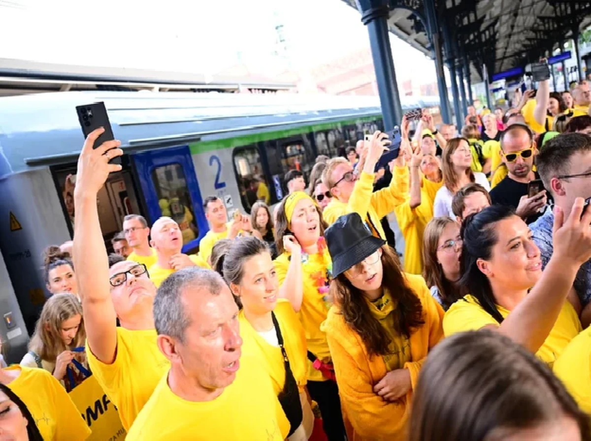 Piękno przyrody, malownicze szlaki turystyczne, niezwykłe arcydzieła sztuki i architektury, niepowtarzalne smaki – te atuty mają zachęcić turystów z Polski i z zagranicy do odwiedzenia Małopolski. Ruszyła kampania „Małopolska – cel podróży”, której hasłem przewodnim jest "Daj się ugościć". W jej ramach razem RMF FM będziecie mogli podróżować specjalnymi pociągami do Małopolski. 