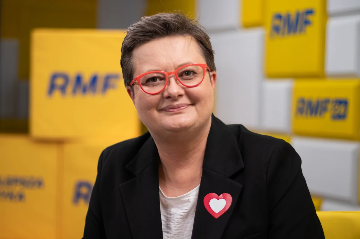 "Po co nam referendum, skoro cała klasa polityczna zgadza się, że Polska nie powinna być częścią tego systemu relokacji imigrantów" – stwierdziła Katarzyna Lubnauer, wiceprzewodnicząca KO i Nowoczesnej w Popołudniowej rozmowie w RMF FM. Jak oceniła, „PiS referendum się chwyta”, bo partii rządzącej nic nie wychodzi.