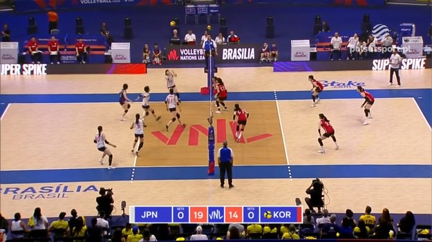 Skrót meczu Japonia - Korea Południowa 3:0 (25:18, 25:14, 25:19).

