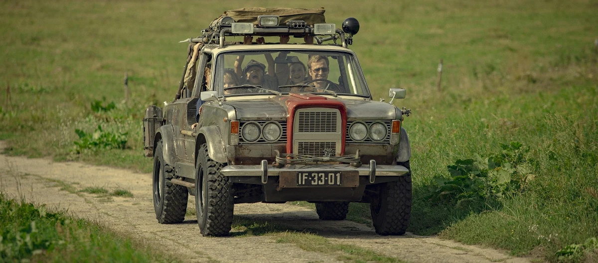Pan Samochodzik powraca! Już 12 lipca na platformie Netflix premierę będzie miał film "Pan Samochodzik i Templariusze". Główną rolę zagrał w nim Mateusz Janicki. W obsadzie są też m.in. Anna Dymna, Maria Dębska i Sandra Drzymalska. 
