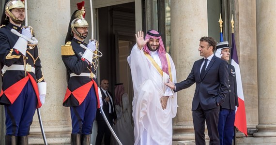Prezydent Emmanuel Macron przyjął w piątek w Pałacu Elizejskim saudyjskiego następcę tronu, księcia Mohammeda bin Salmana . Przywódcy rozmawiali m.in. o wojnie na Ukrainie, Iranie, kryzysie libańskim i Syrii.