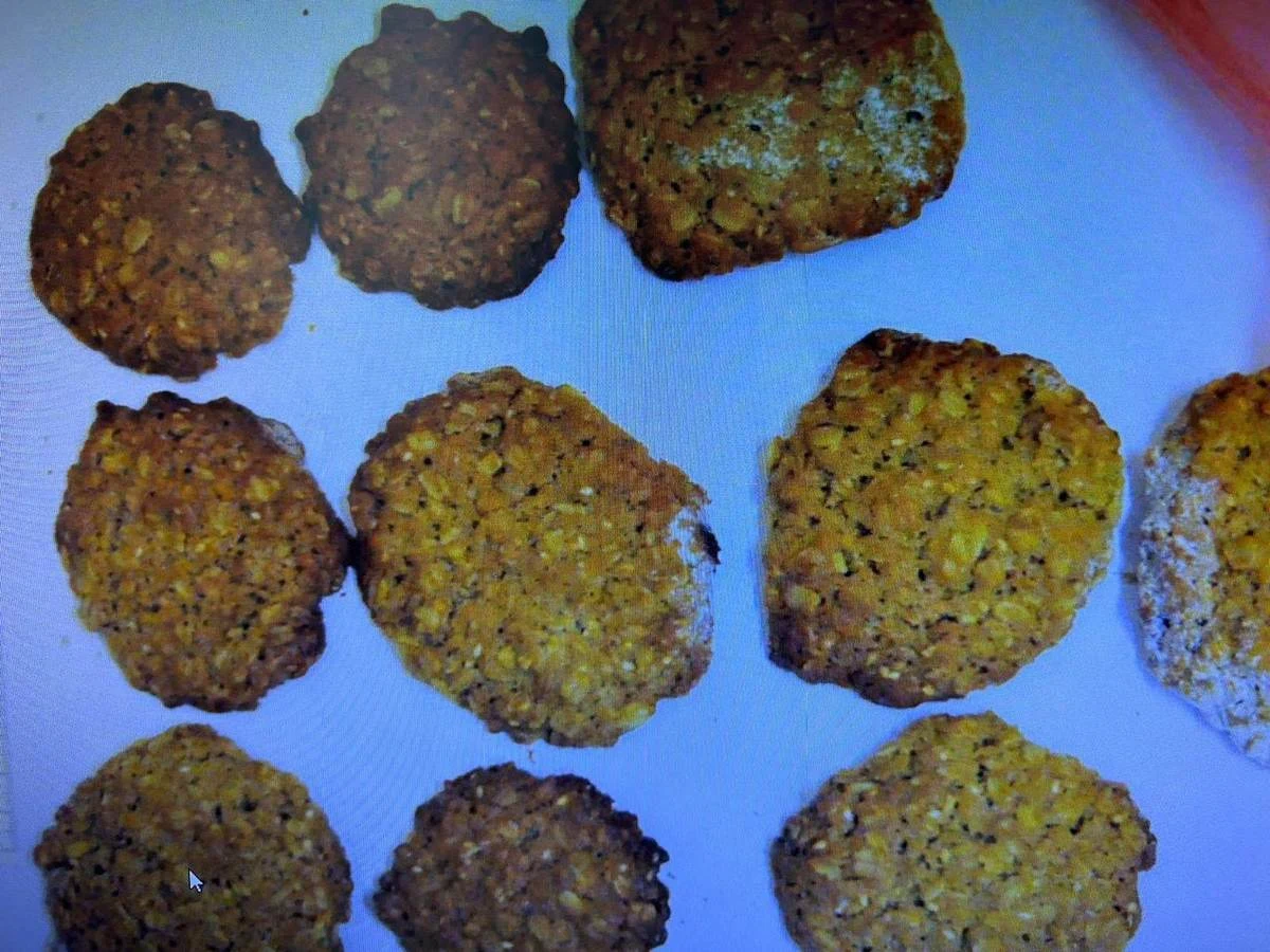 Kupili masło, które miało zmniejszyć ból stawów, a zamiast leczniczego efektu, zatruli się marihuaną i zostali przetransportowani do szpitala. W efekcie dwoje mieszkańców Wyszkowa na Mazowszu miało bardzo obniżone ciśnienie tętnicze i objawy wstrząsu, a słowny kontakt z nimi był utrudniony.