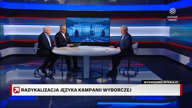 W programie ''Prezydenci i premierzy'' zaproszeni goście wraz z redaktorem Jarosławem Gugałą podsumowują polityczne wydarzenia minionego tygodnia. W kolejnym odcinku byli premierzy Leszek Miller oraz Waldemar Pawlak rozmawiali o rosnącej temperaturze sporu politycznego pomiędzy obozem rządzącym a opozycją. Czy w naszej rzeczywistości możliwe jeszcze jest stonowanie emocji i prowadzenie kampanii wyborczej bez języka nienawiści oraz hejtu w internecie? 