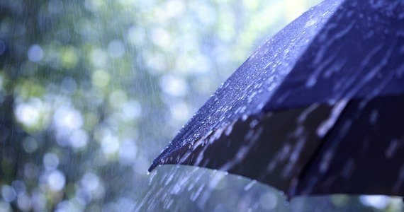 ​Instytut Meteorologii i Gospodarki Wodnej wydał w niedzielę ostrzeżenie pierwszego stopnia przed burzami z gradem dla powiatów w południowej i wschodniej części województwa małopolskiego.